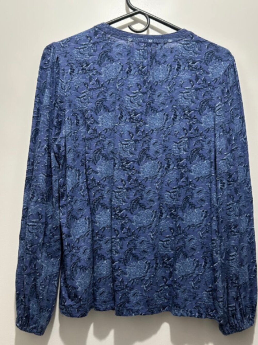Lucky Brand Boho Top in layered shades of blue - Size Medium - Picture 3 of 5